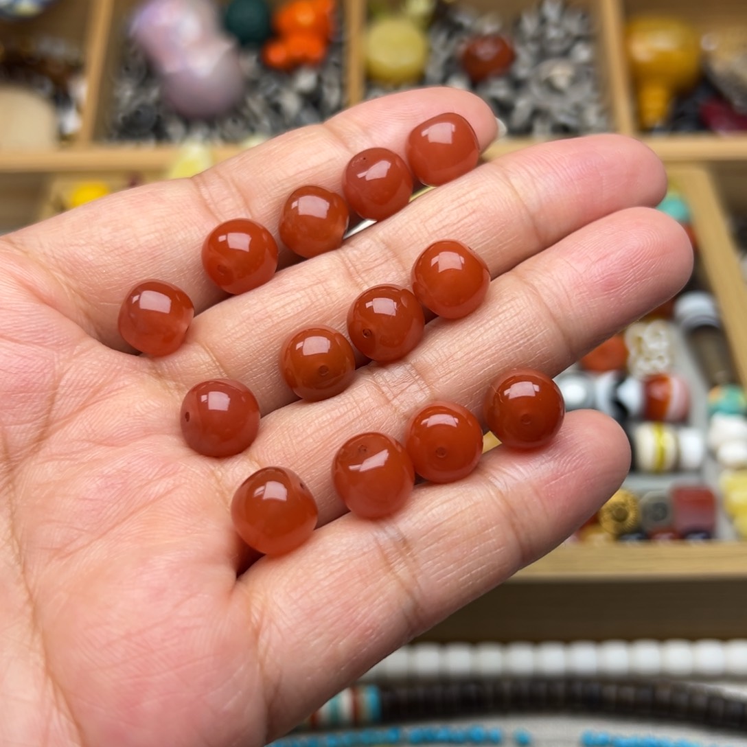 南红玛瑙10mm满色老型未镶嵌多样性发其中一颗