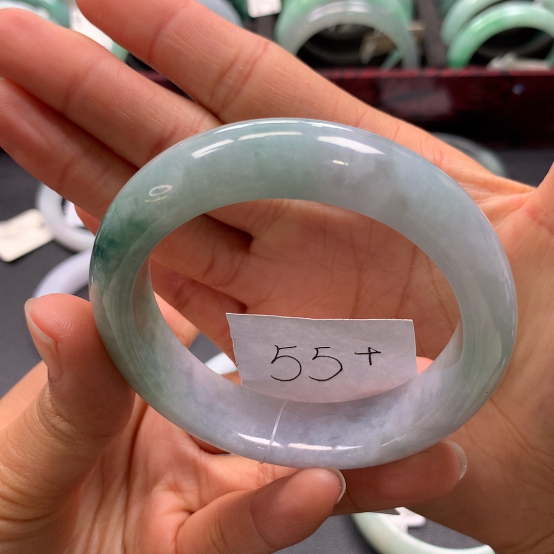 未镶嵌手镯翡翠手镯