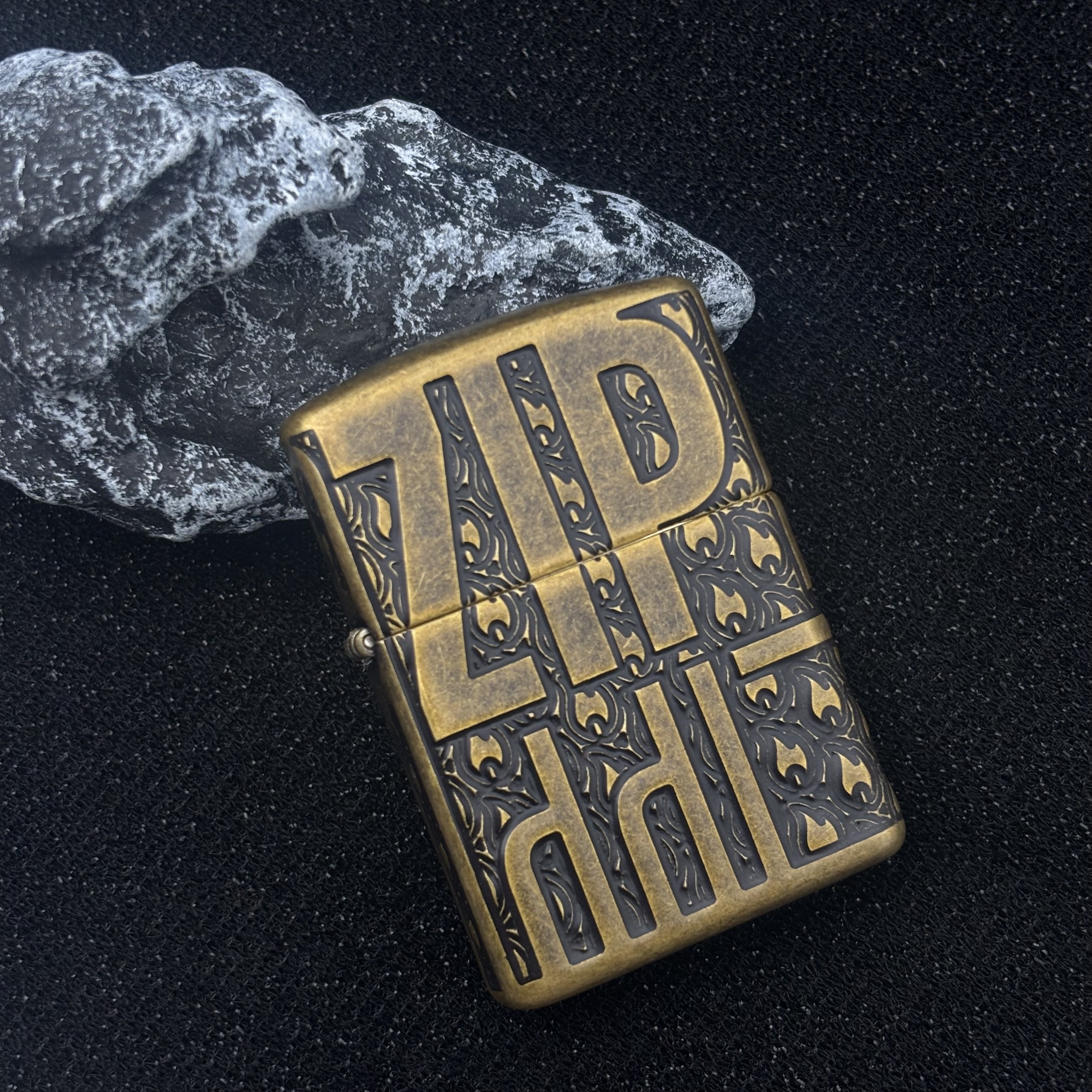 ZIPPO 打火机正品  盔甲古铜zippo标  1829
