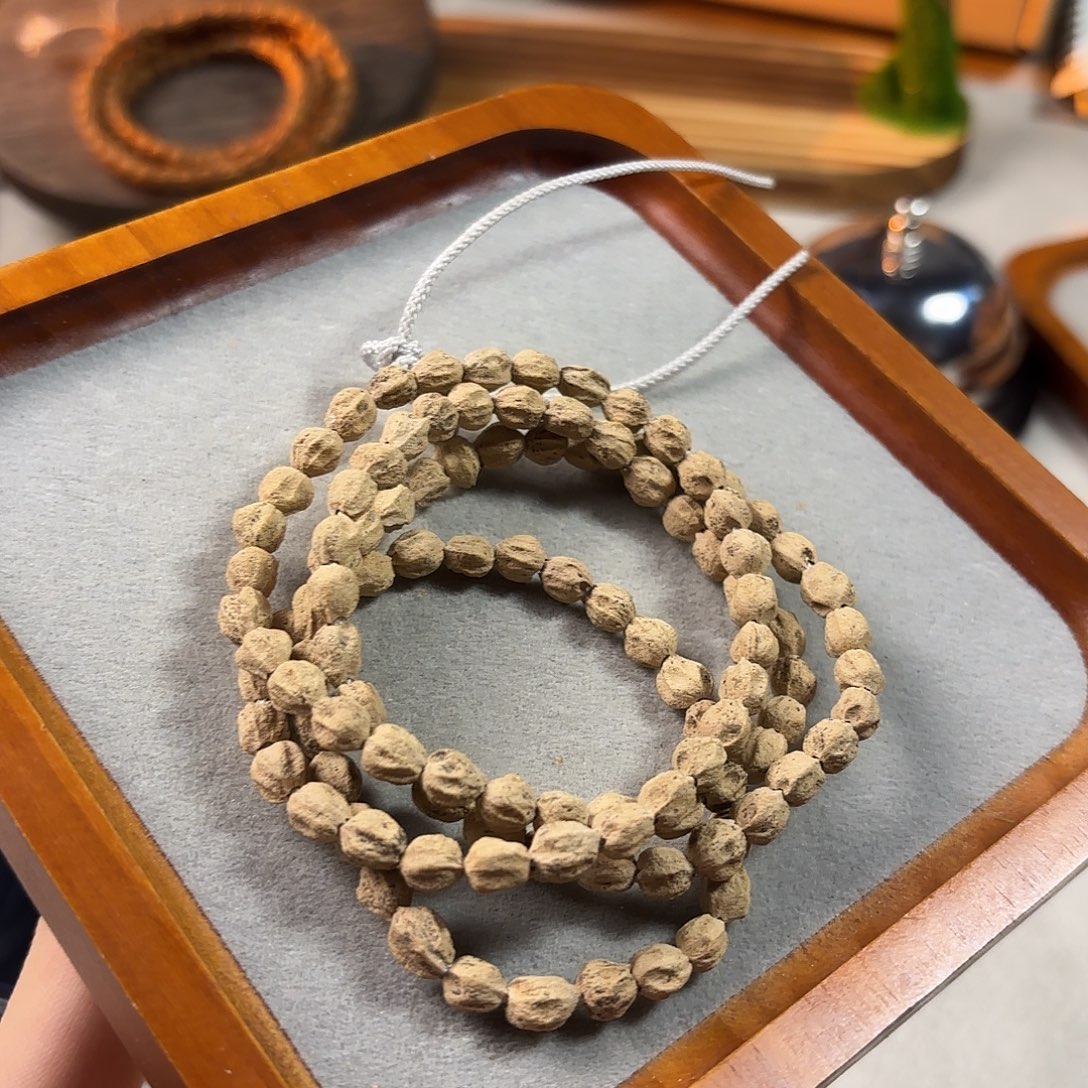 邀***杯吊坠柏香籽/百香籽