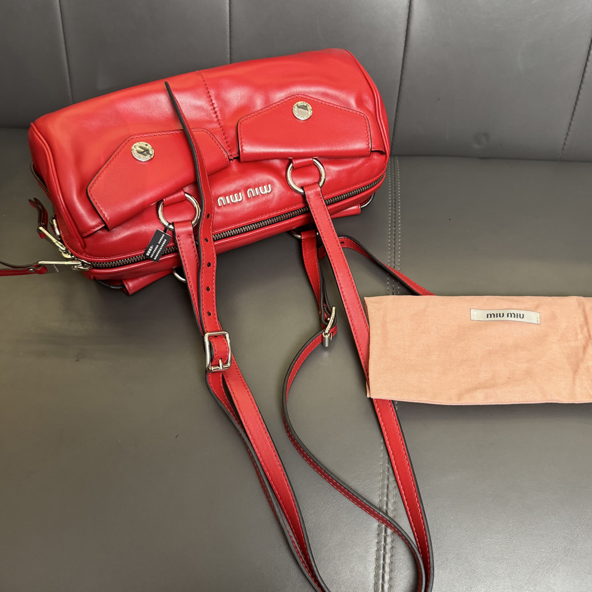 99新 MIU MIU/缪缪 缪缪红色全皮机车单肩包