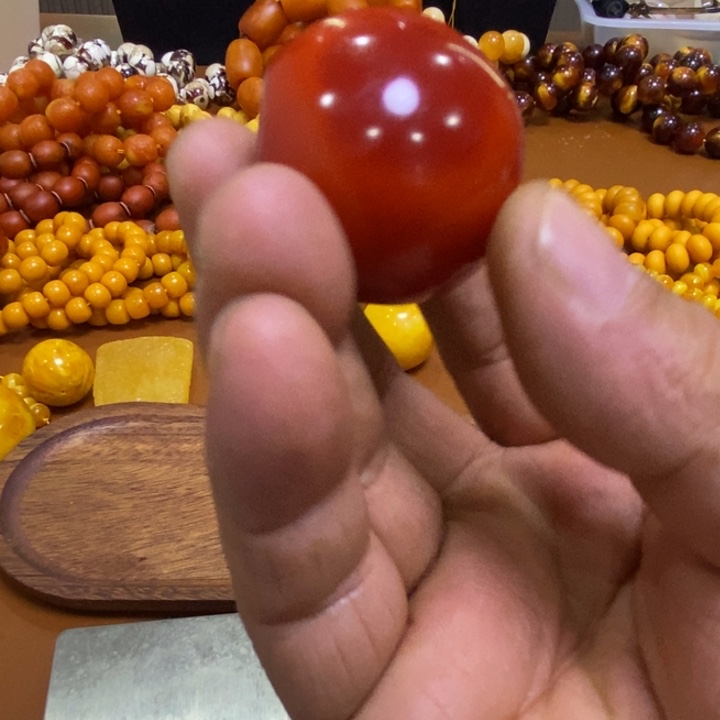 织绣木质工艺品58888888