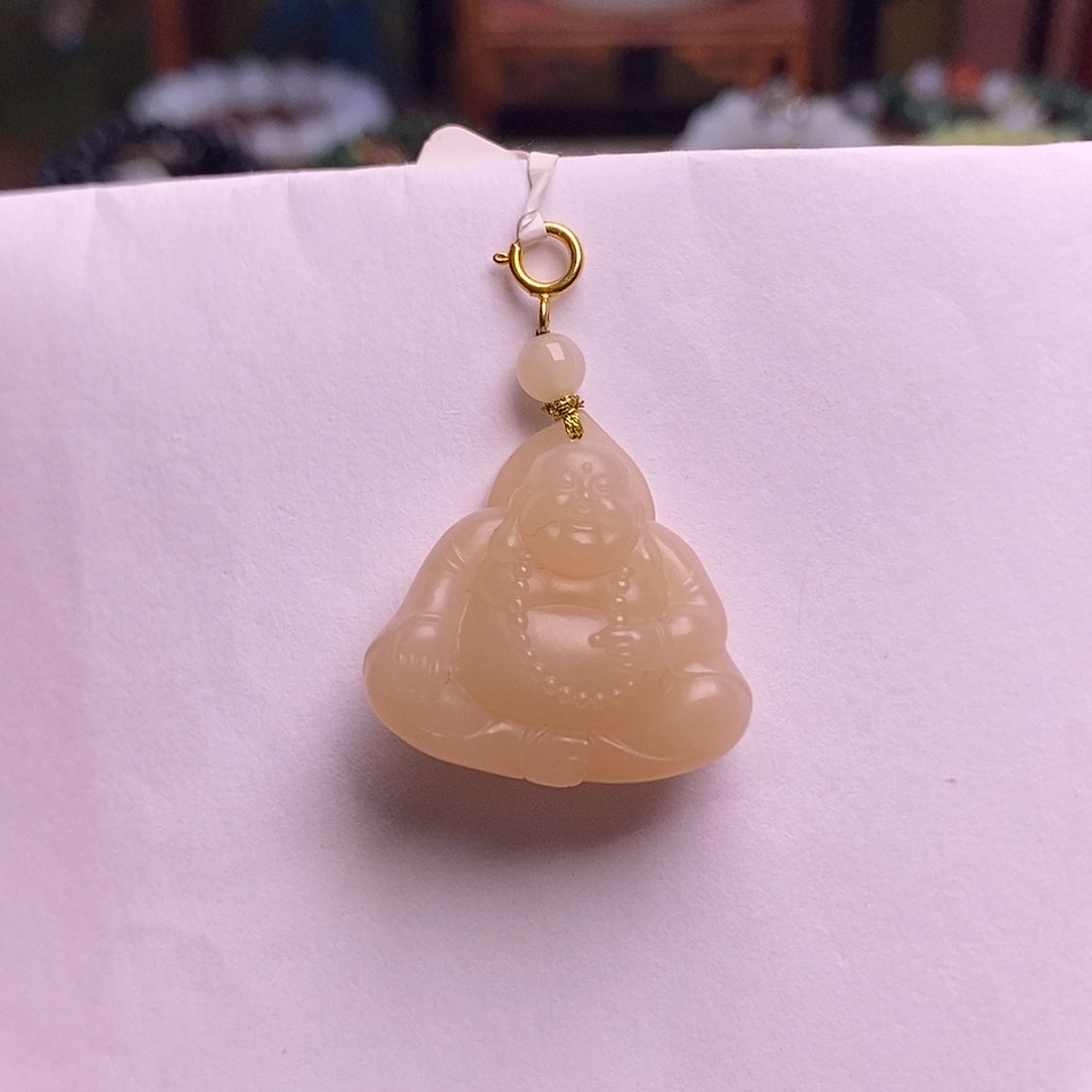 和田玉未镶嵌颈饰藕粉红粉柔面坐佛老矿料