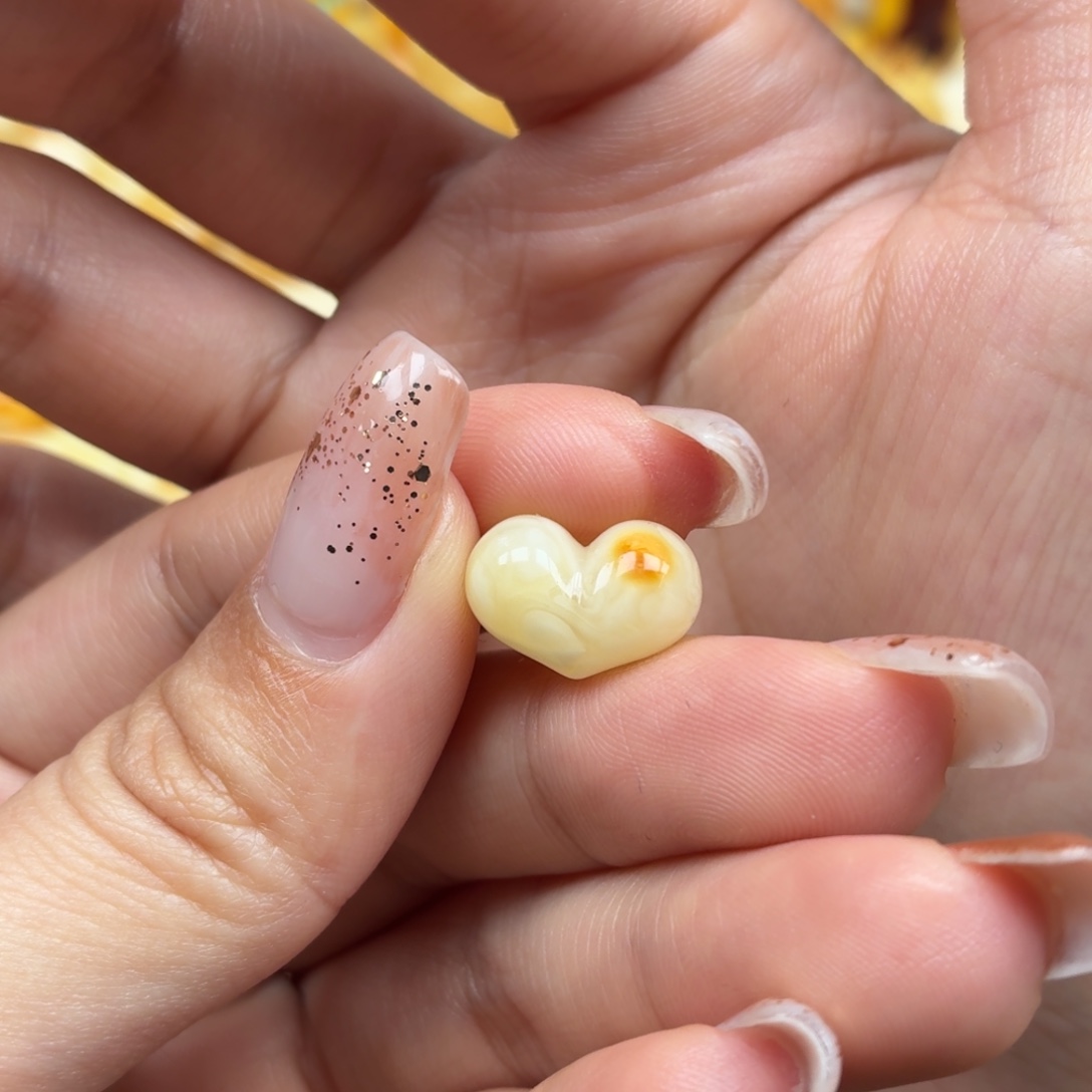 琥珀未镶嵌裸石蜜蜡