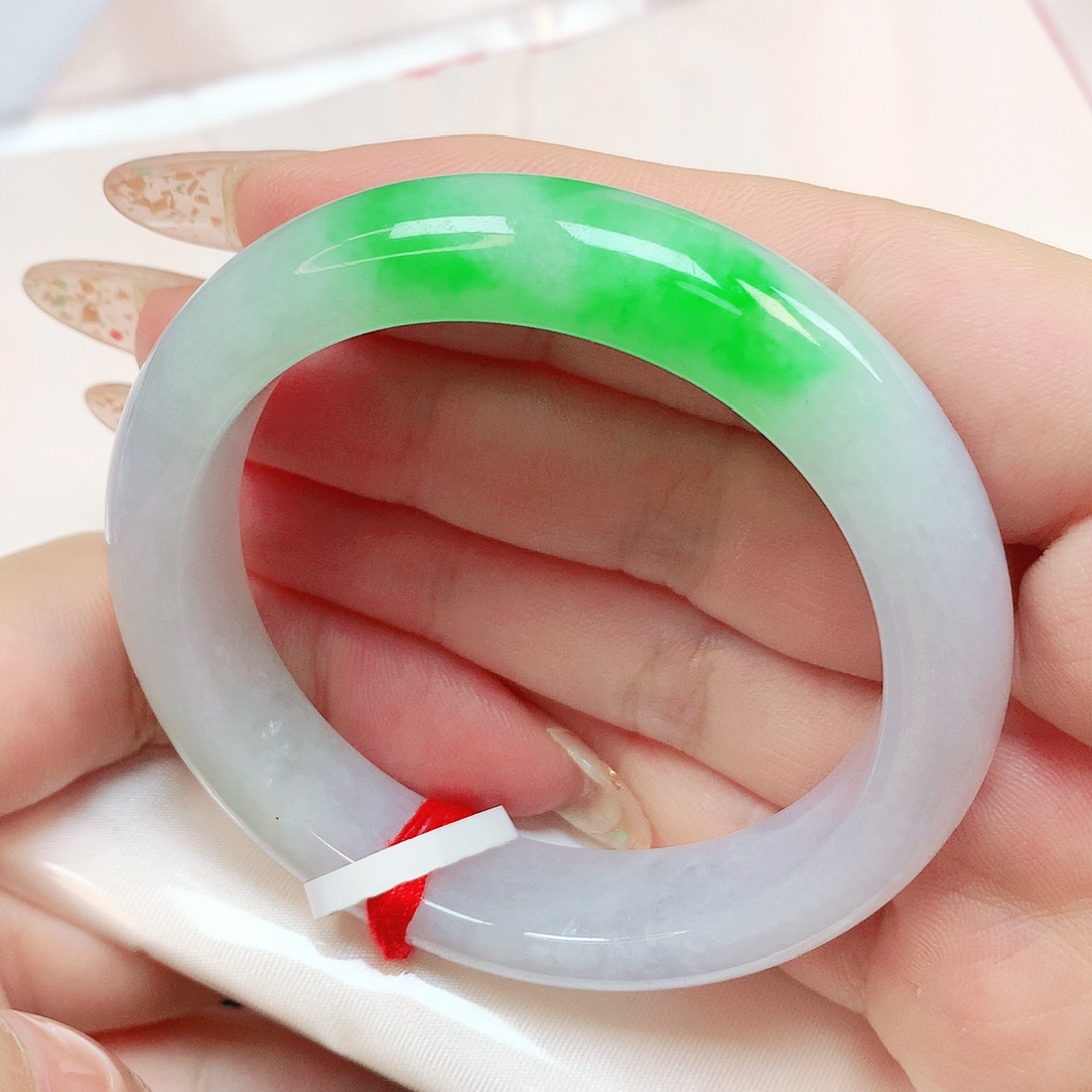 翡翠未镶嵌手镯抖音295