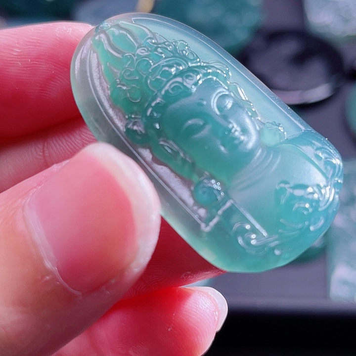 翡翠颈饰未镶嵌999999999