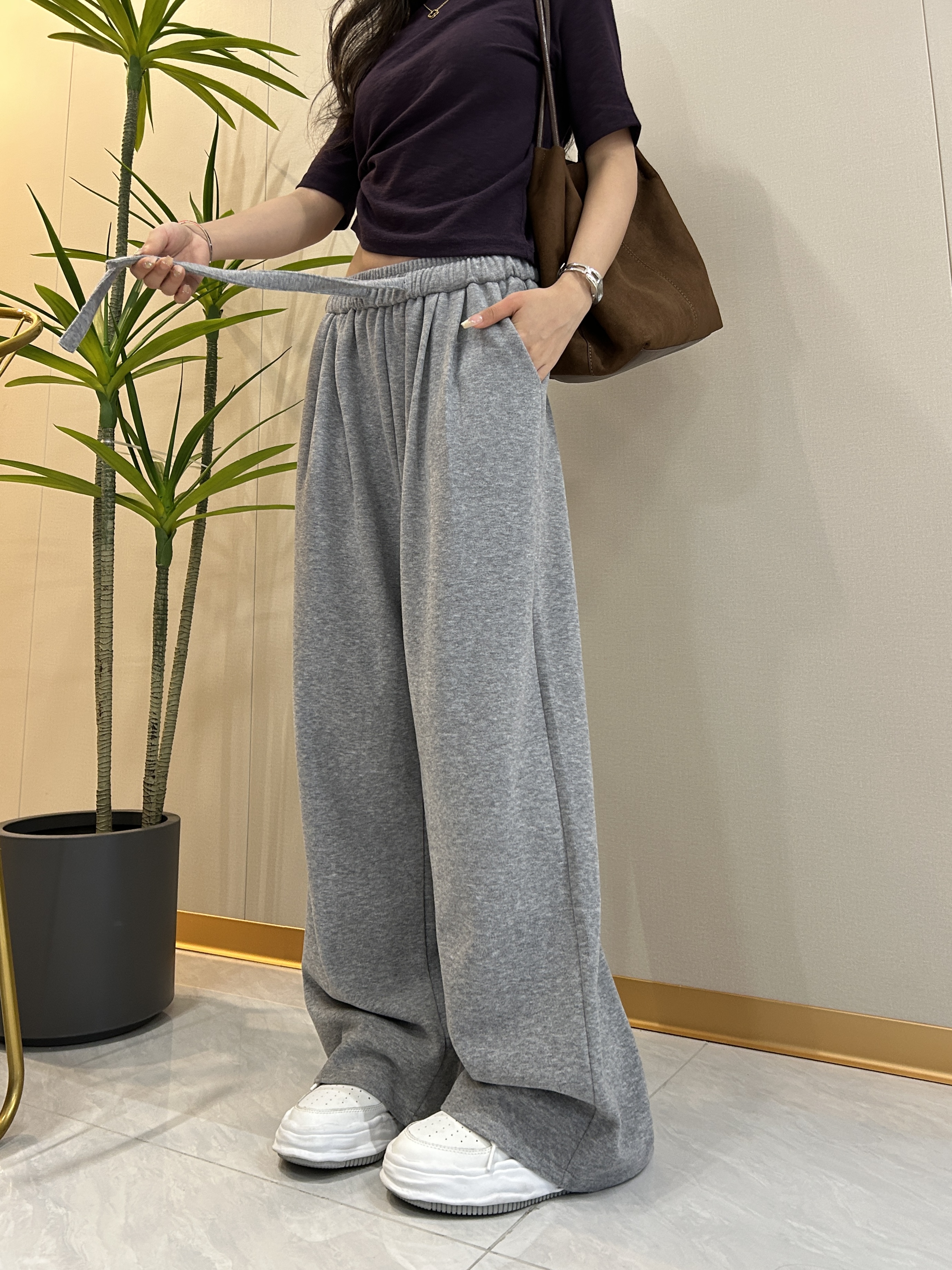 2025秋季慵懒松弛感裤子宽松垂感阔腿裤女高腰休闲糯米裤潮