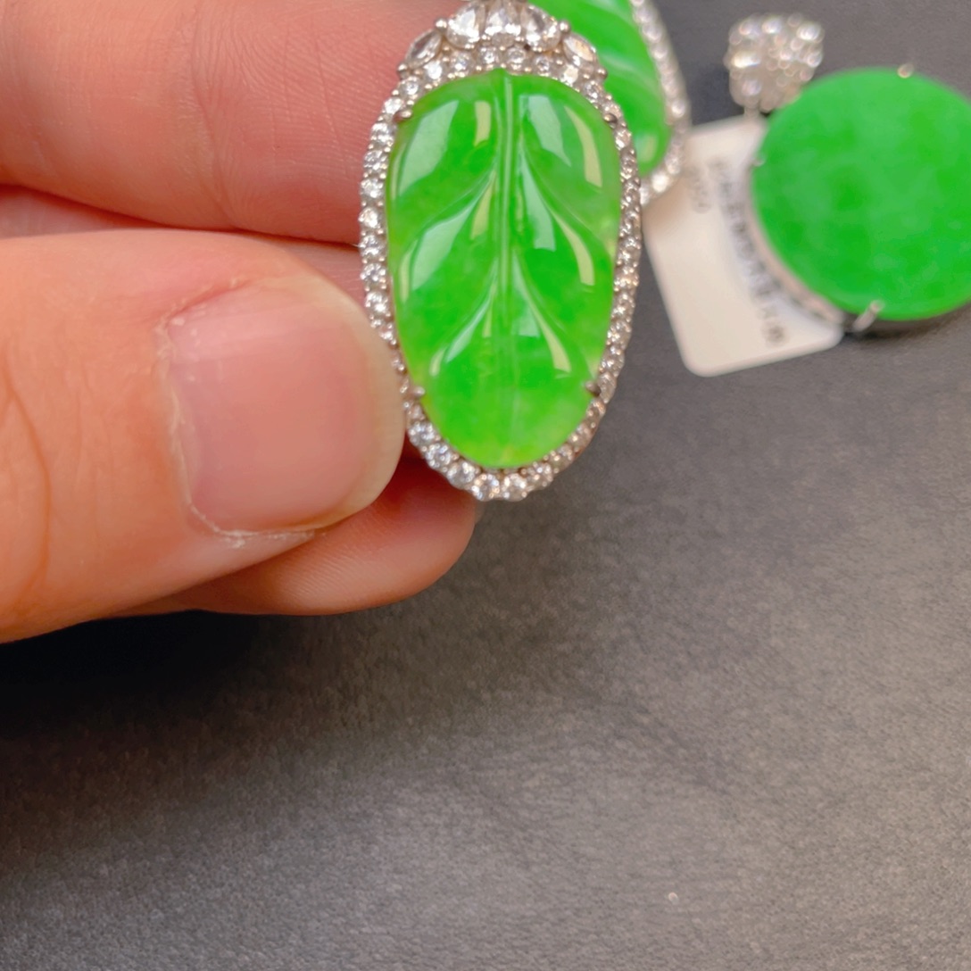 翡翠银S925镶嵌吊坠(不含链)