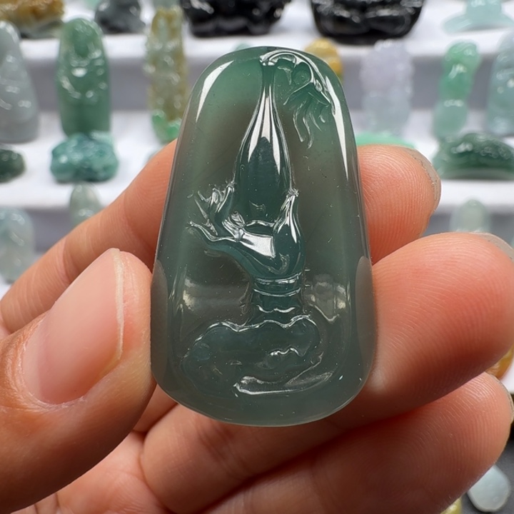 翡翠未镶嵌颈饰翡翠危料