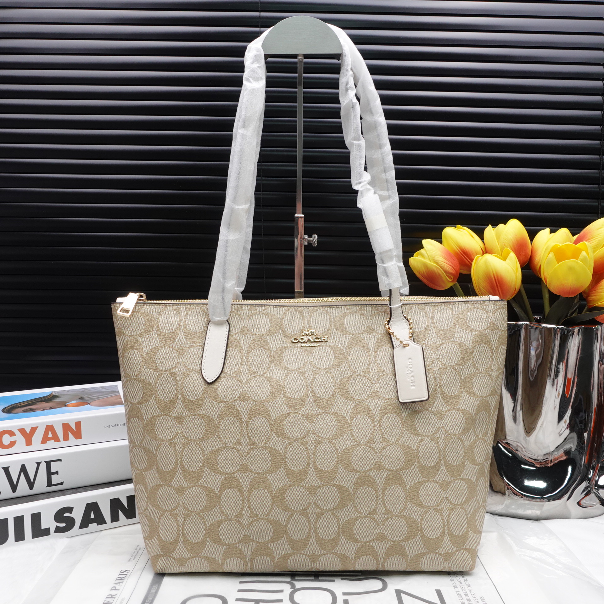 95新 COACH/蔻驰 手提包/T10166582