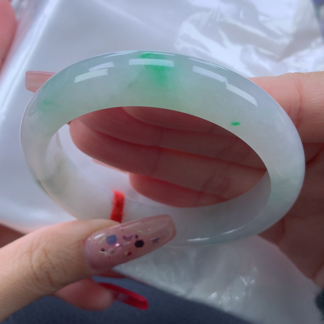 翡翠手镯未镶嵌56.8正圈