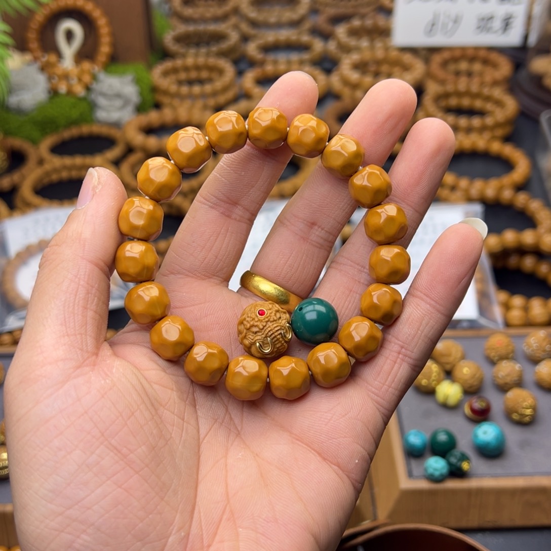 保***国猴头核桃吊坠大奶酪➕象神➕绿圆