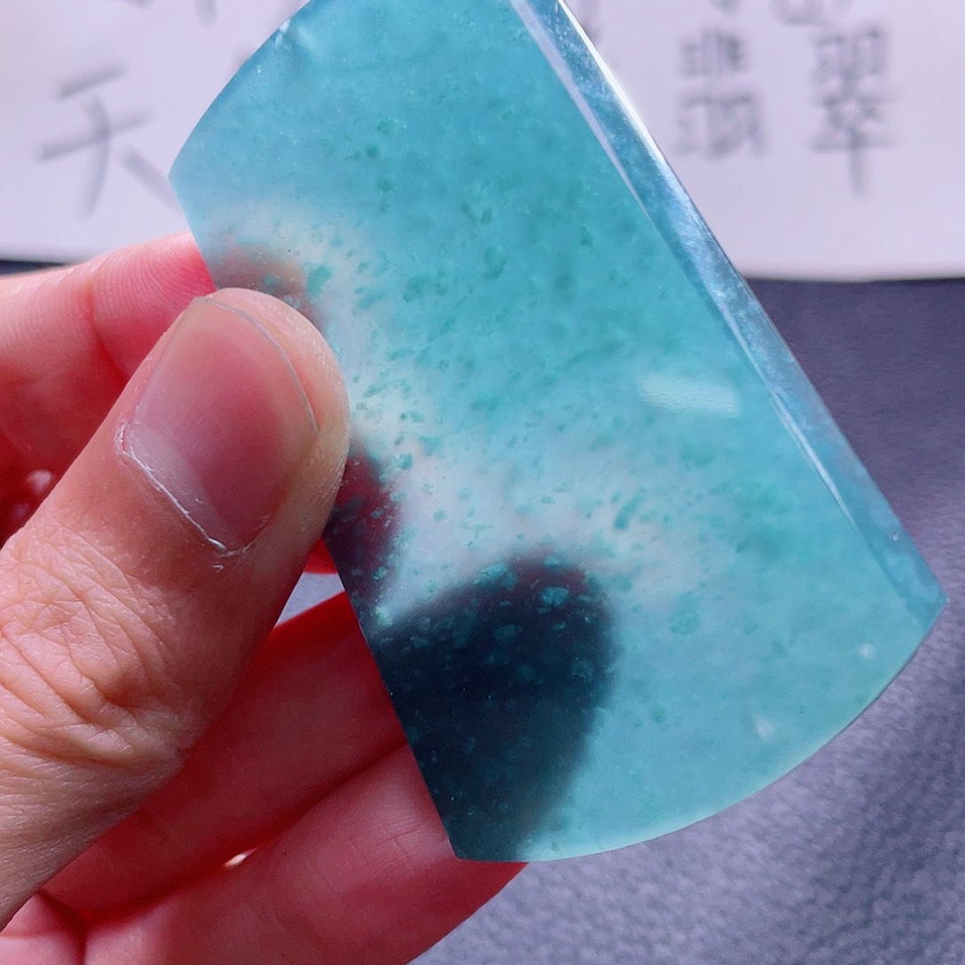 翡翠颈饰未镶嵌888888888