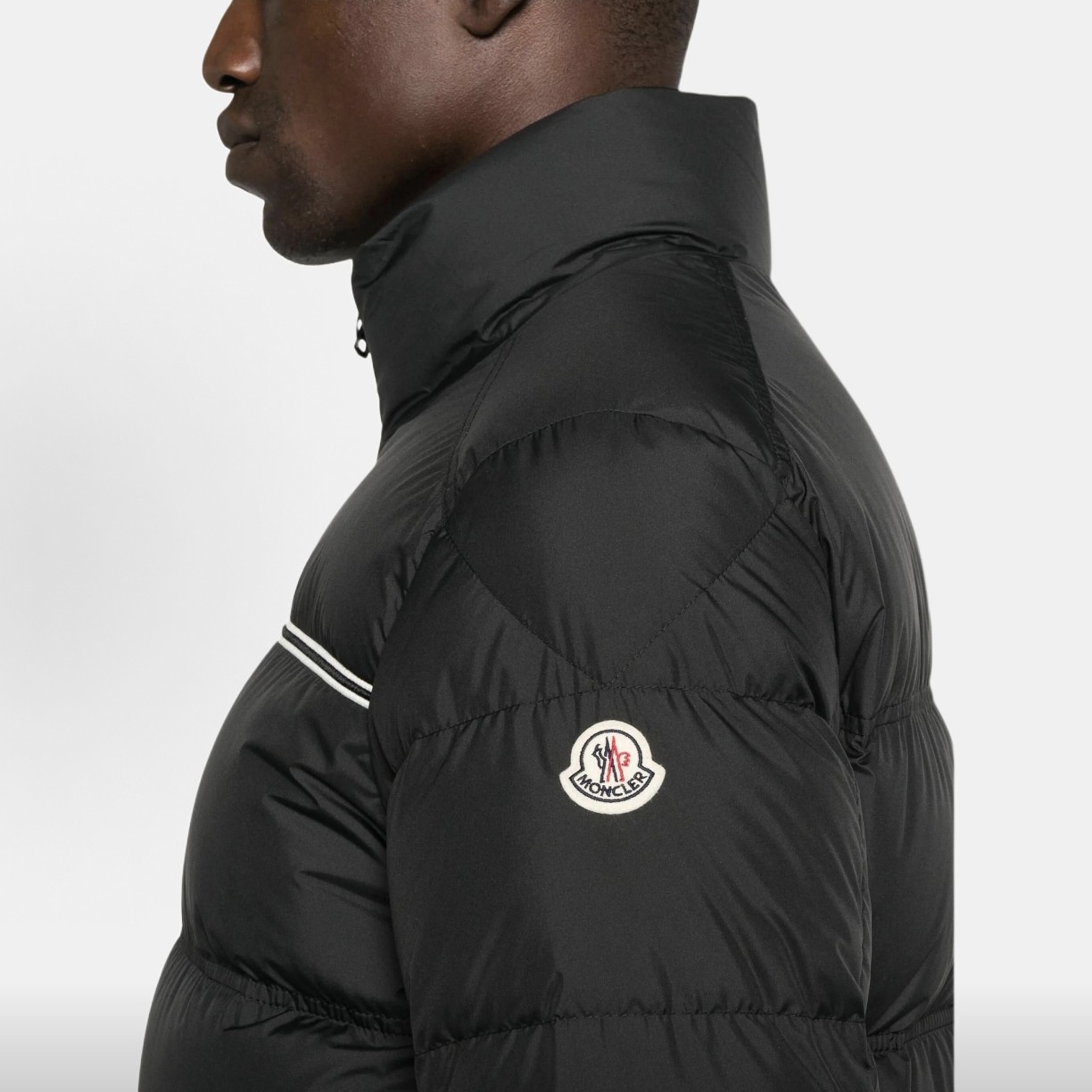 未使用 MONCLER 全新Bouvaque  Logo立领拉链长袖鹅绒羽绒服 