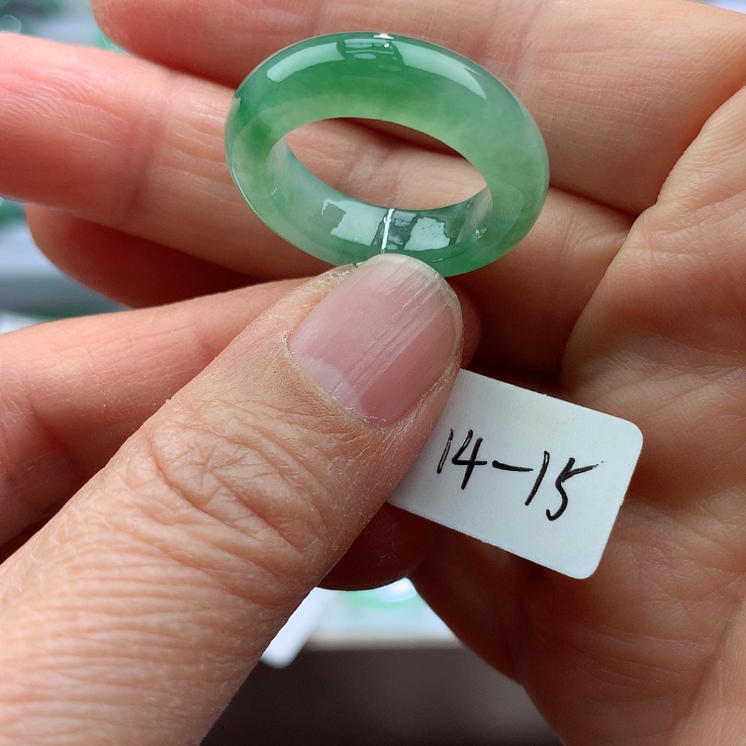 翡翠戒指未镶嵌14-15号