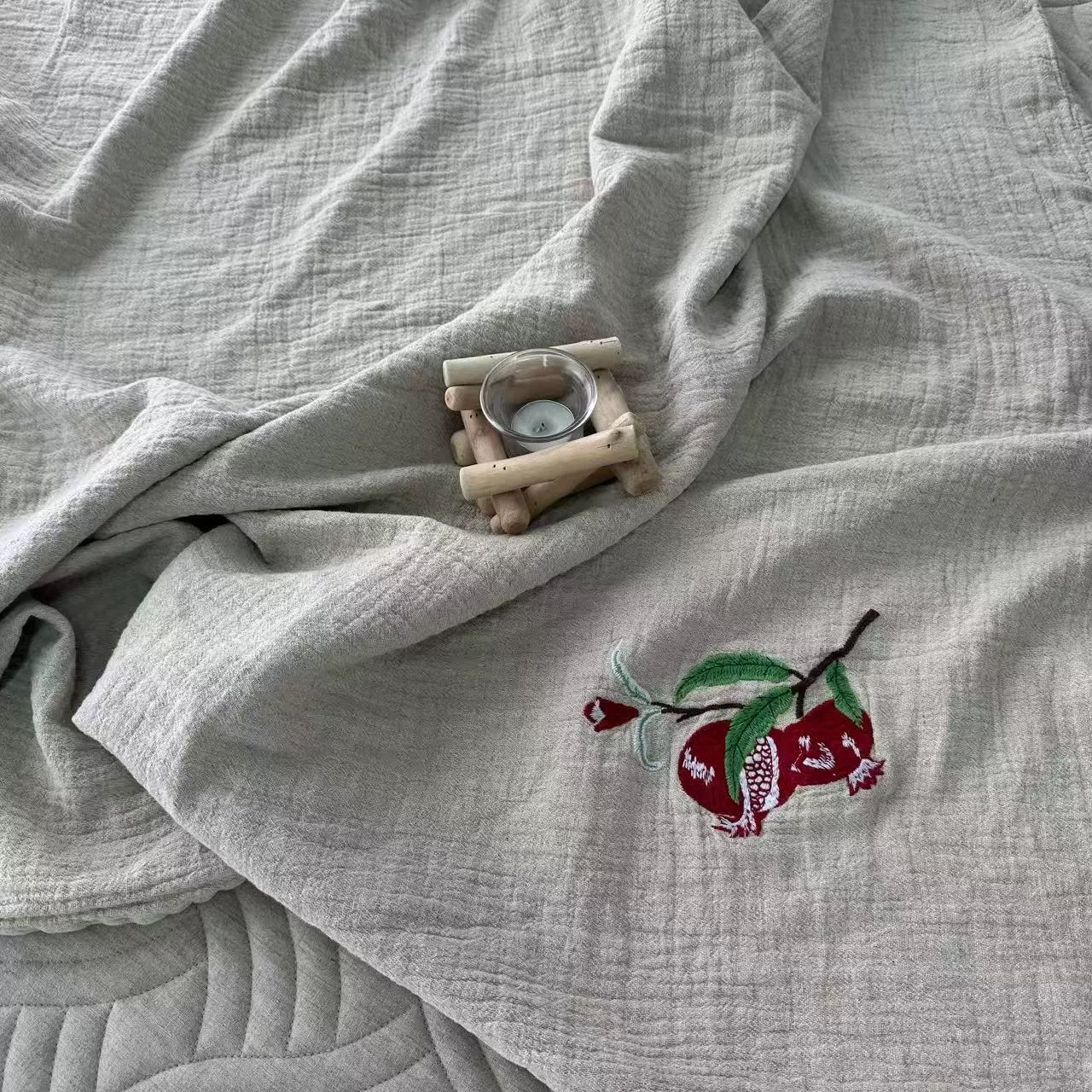 【麻代先生】汉麻鸿运当头刺绣包边盖毯 200*230