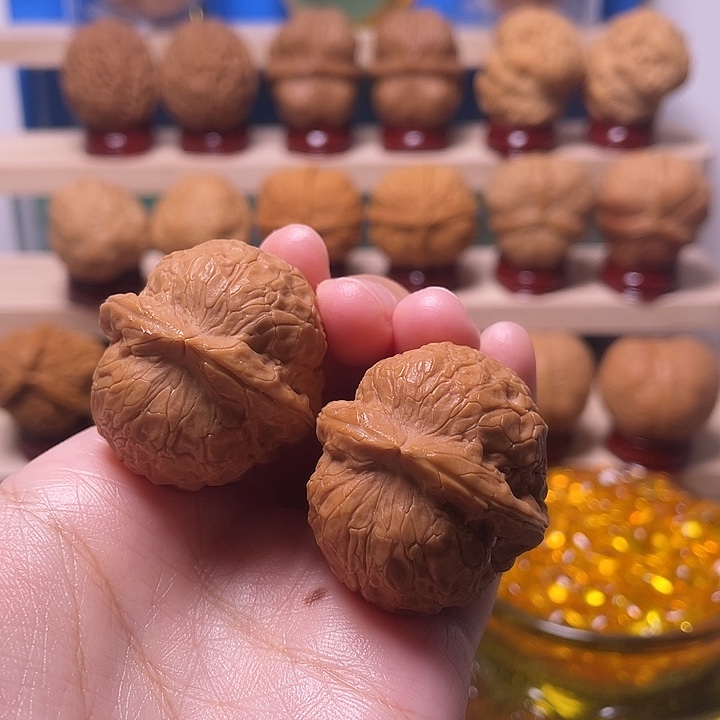 吊坠文玩核桃金龟子1