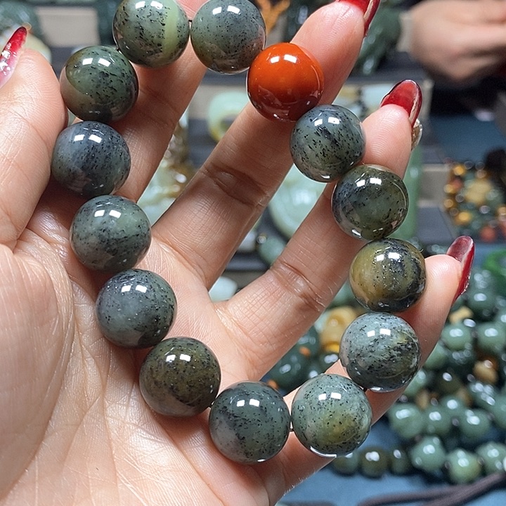 和田玉手串未镶嵌