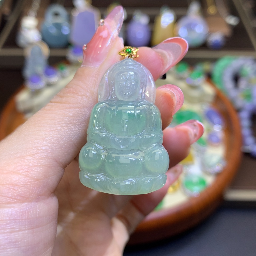 翡翠颈饰18K金镶嵌翡翠