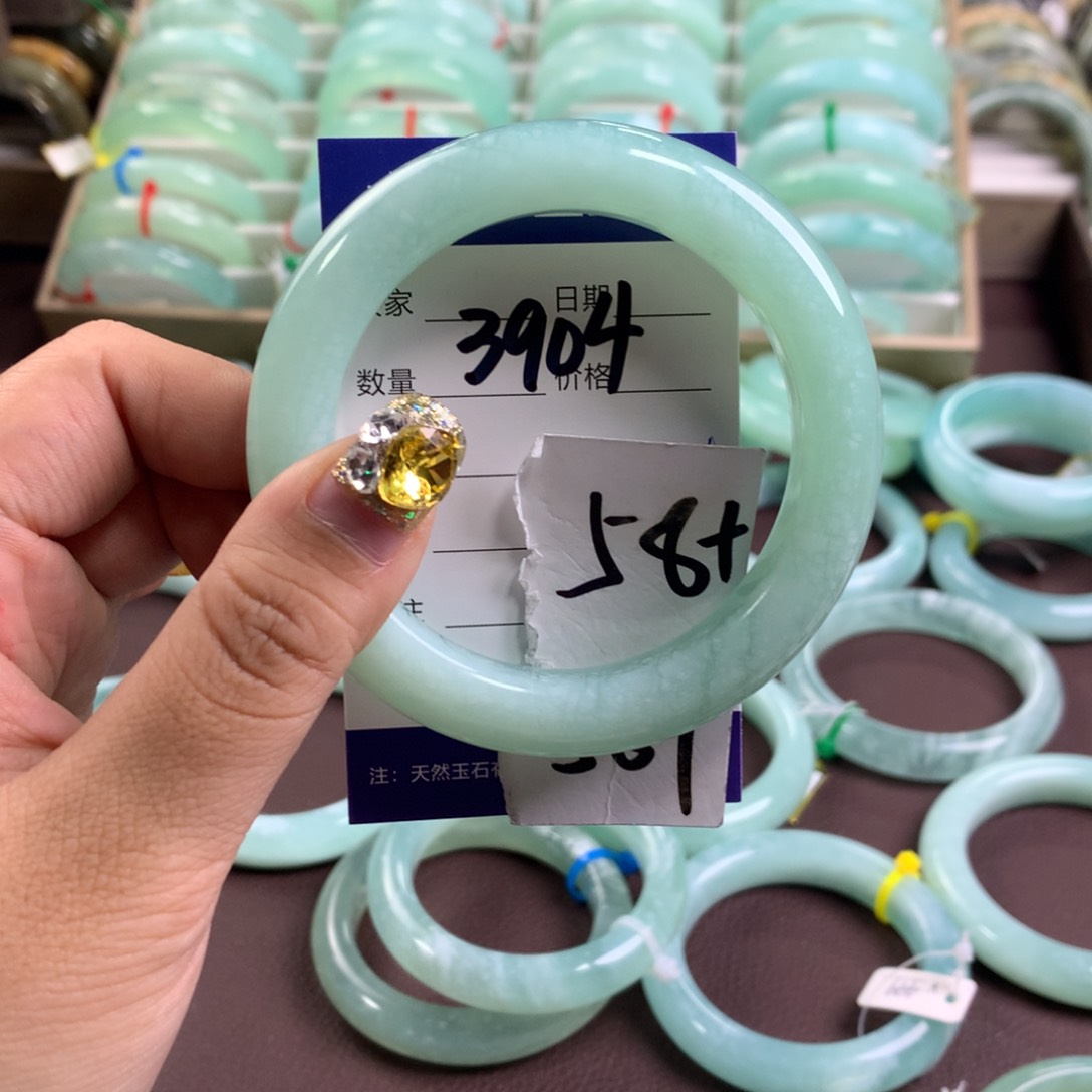 蛇纹石玉手镯未镶嵌3904