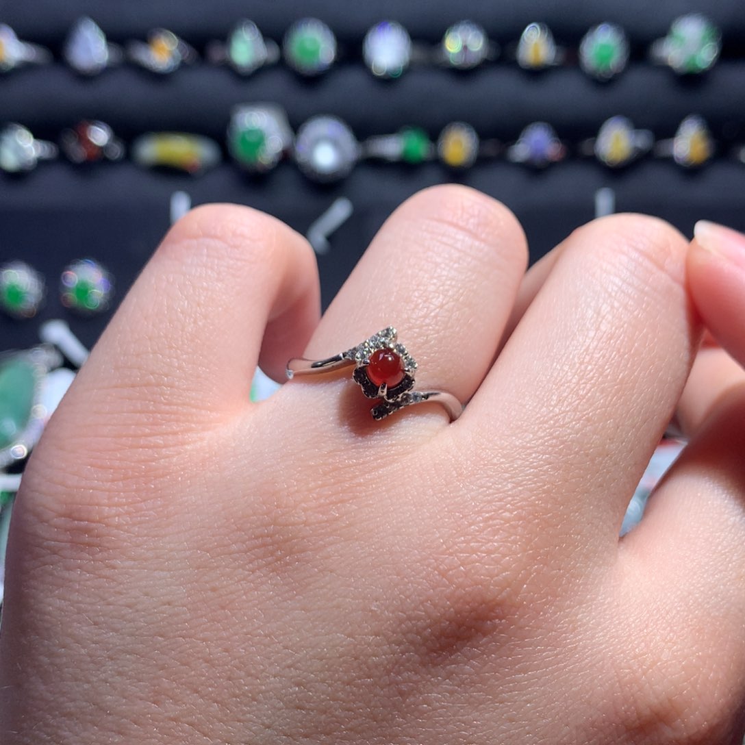 翡翠戒指银S925镶嵌天然翡翠