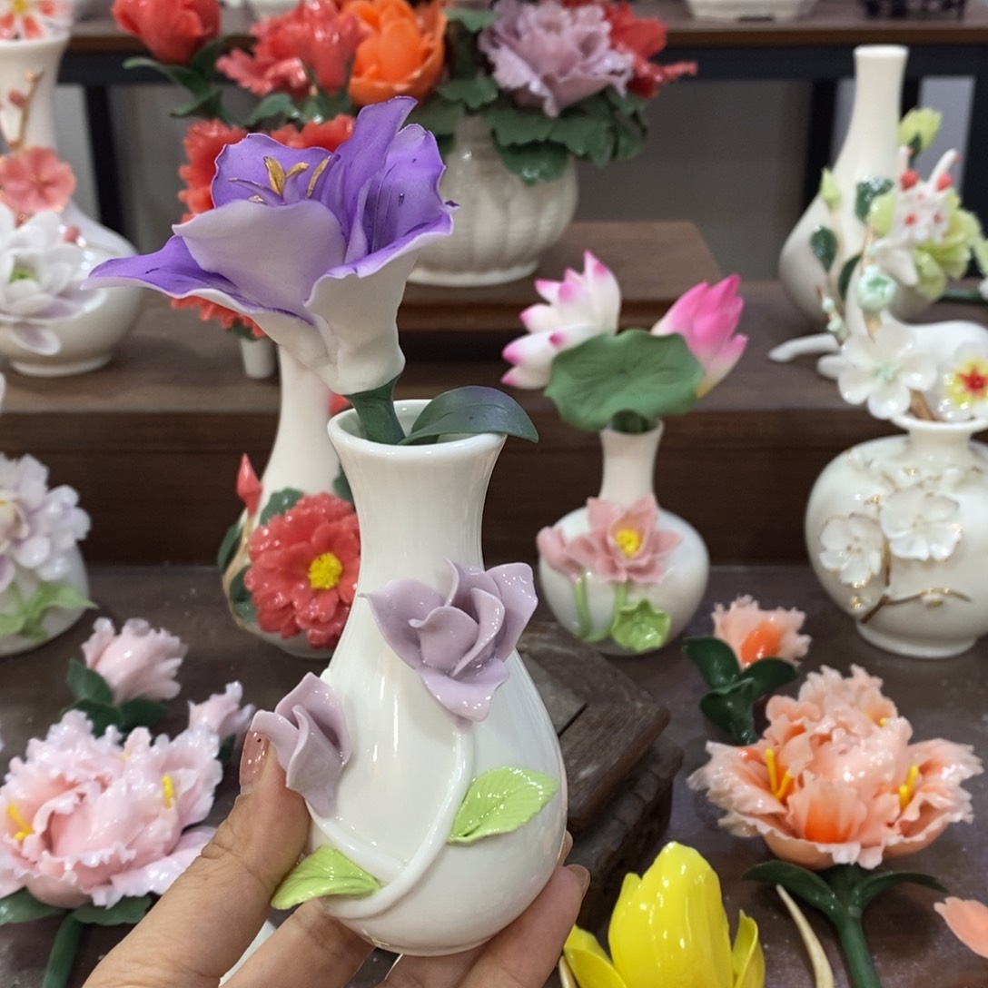 摆件陶瓷手工花摆件