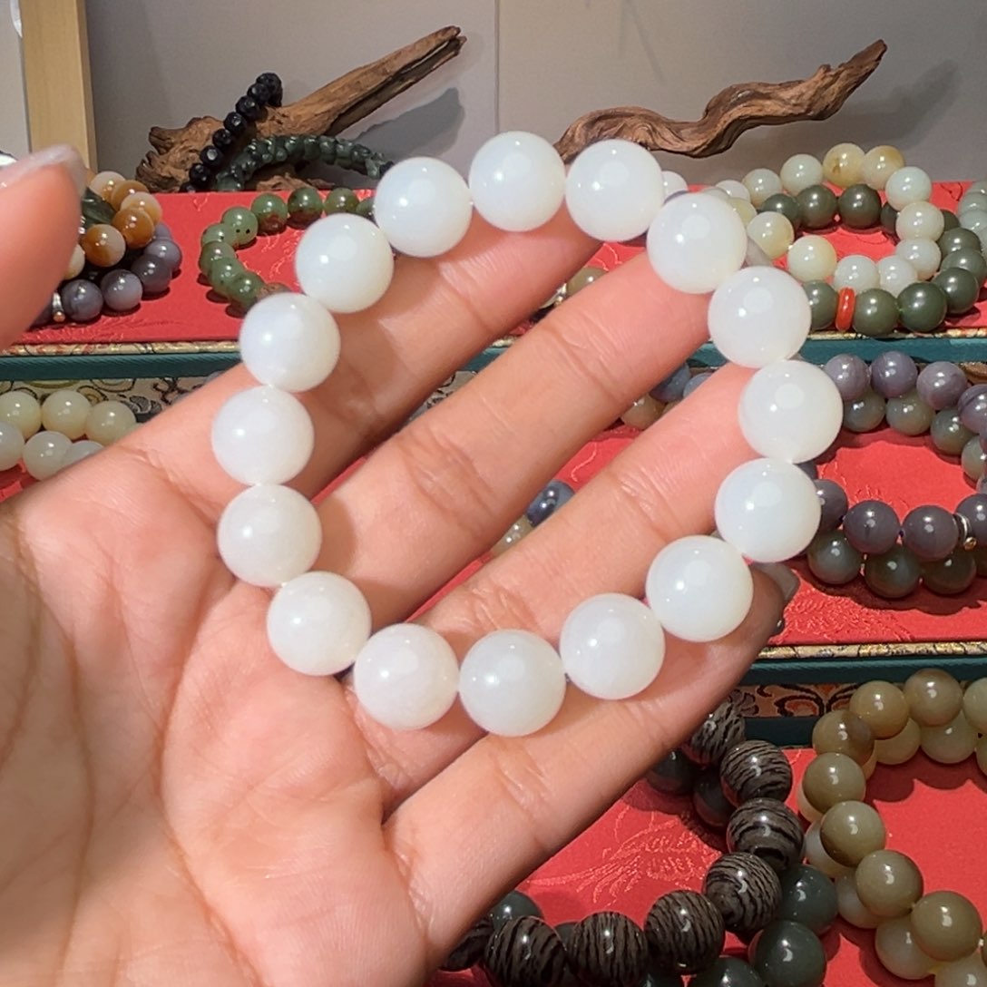 和田玉手链未镶嵌