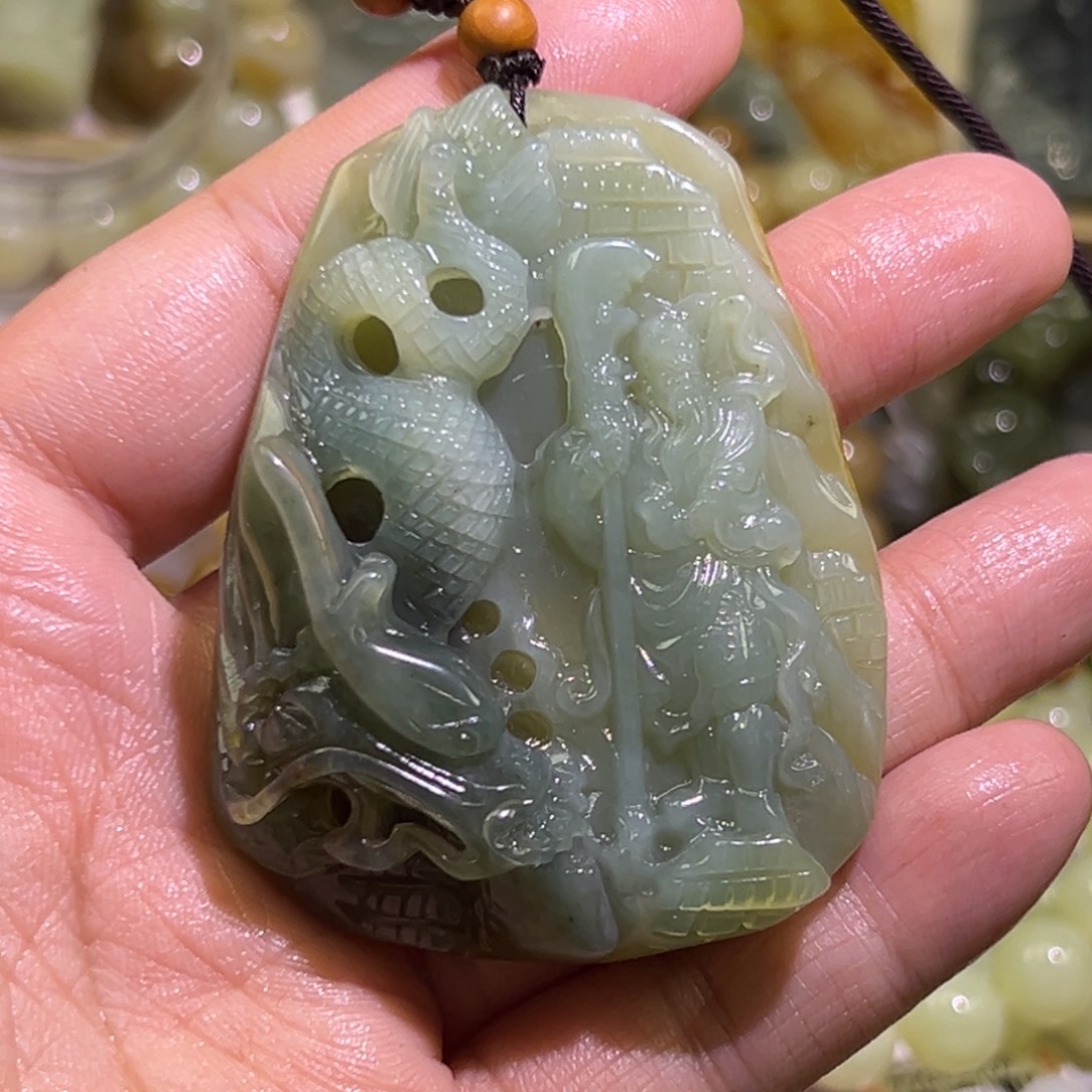 蛇纹石玉未镶嵌吊坠(赠链)