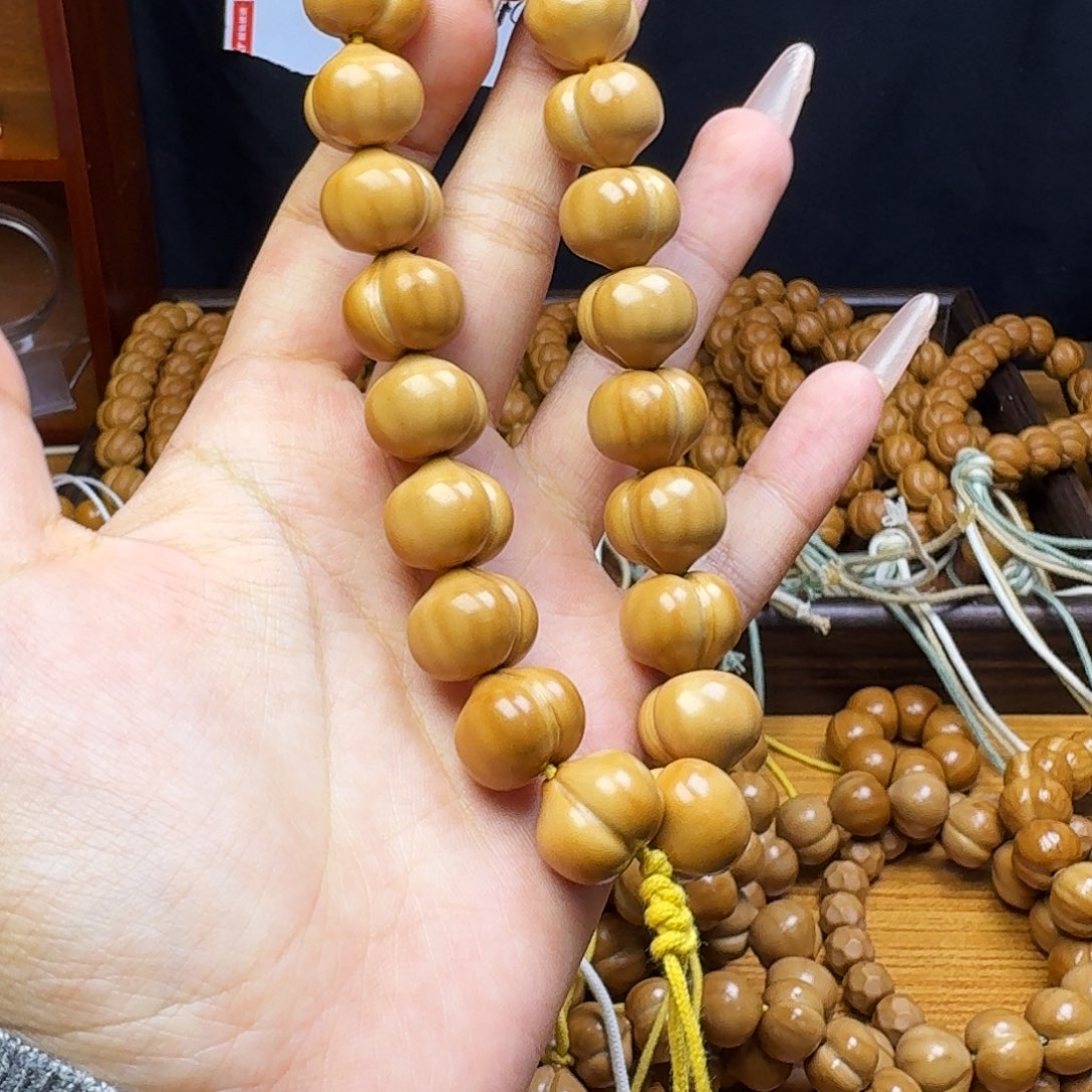 吊坠猴头核桃屁桃二级