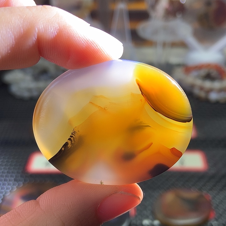 玛瑙/玉髓铂Pt900镶嵌颈饰