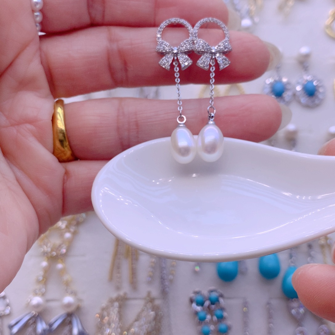 淡水珍珠耳饰合金