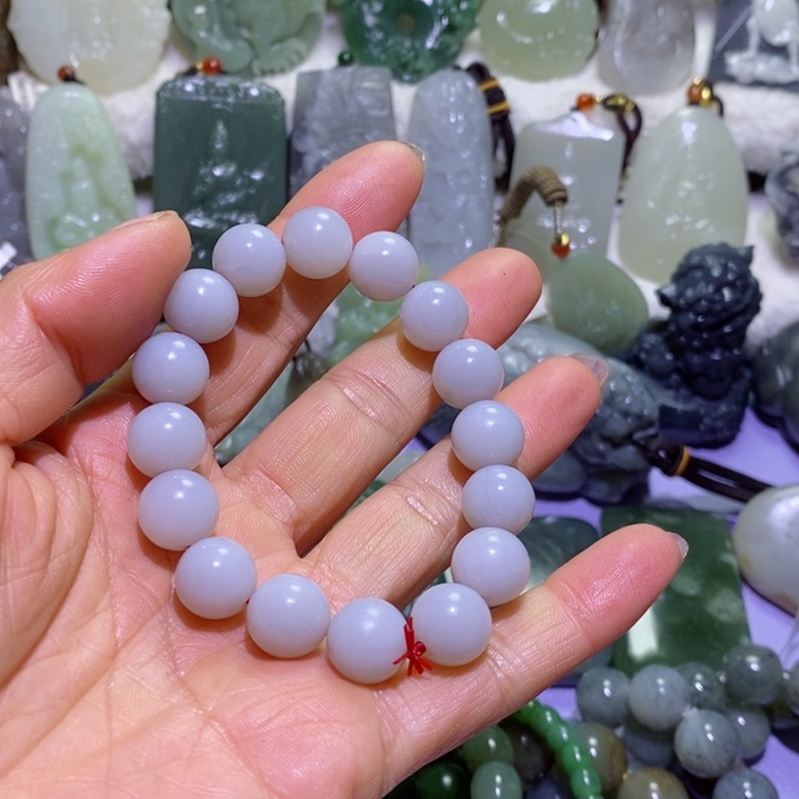 和田玉边角料未镶嵌遇