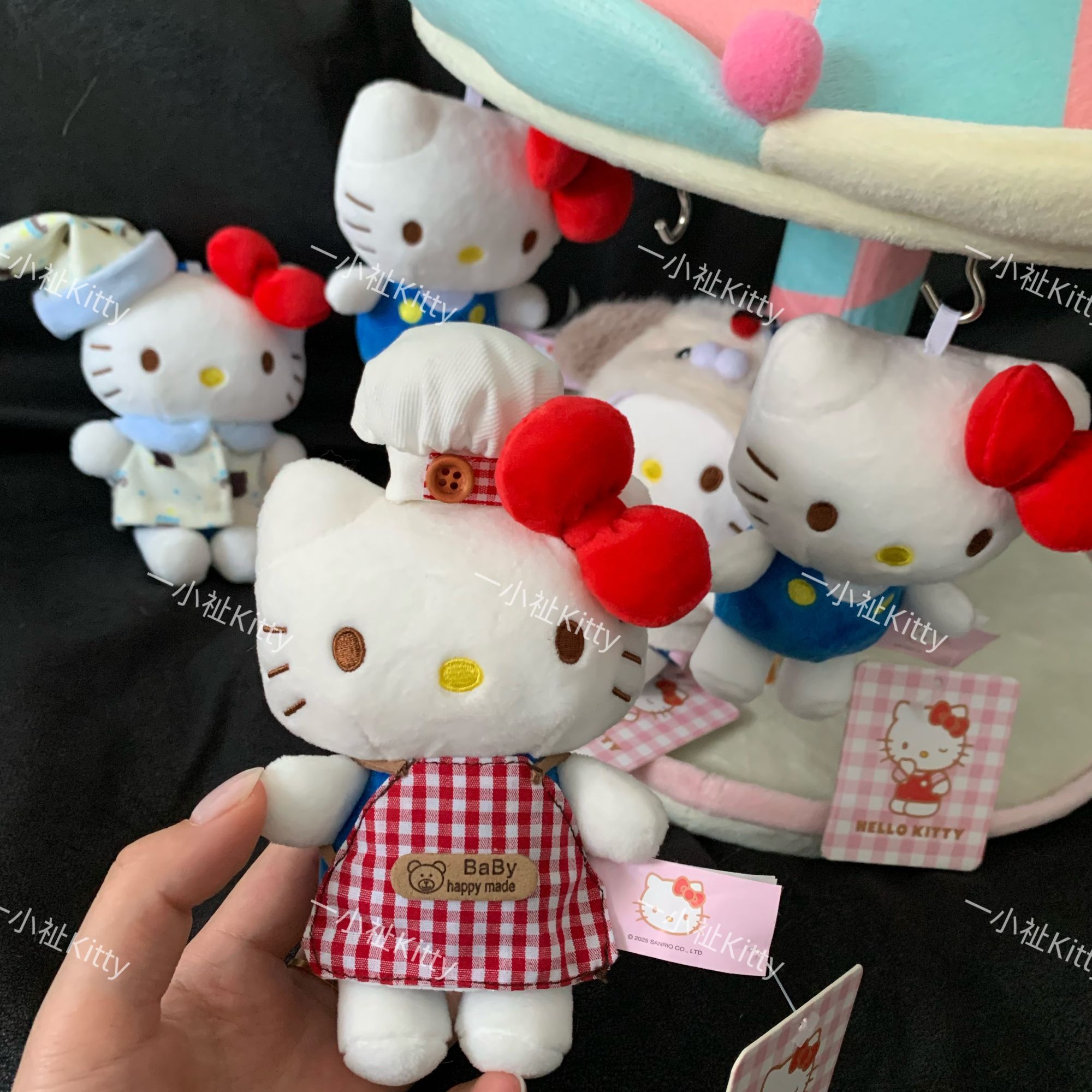 正版HelloKitty带防伪包包挂件可爱三丽鸥玩偶毛绒钥匙扣挂饰礼物