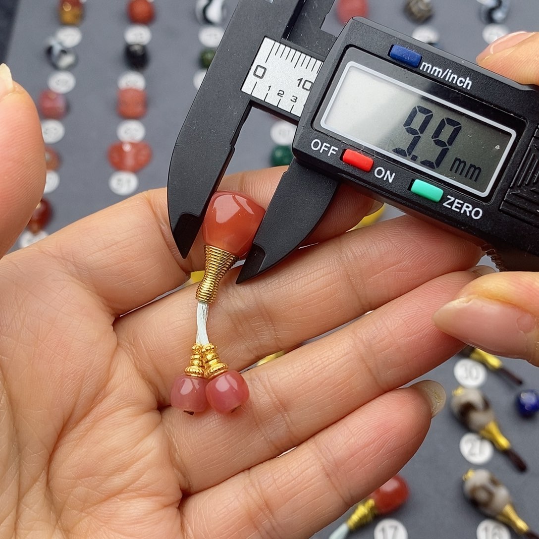 玛瑙/玉髓饰品合金