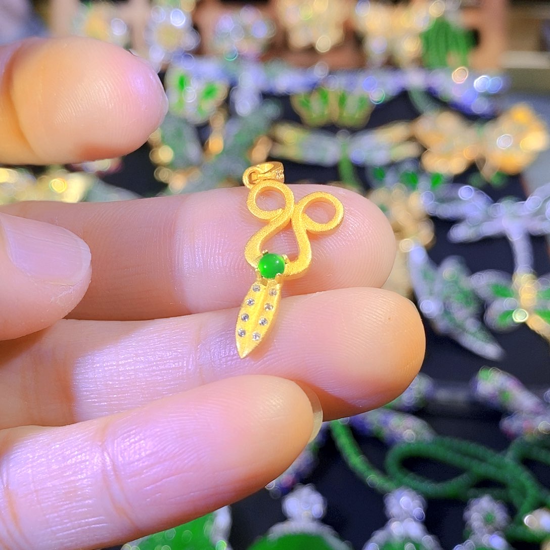 吊坠(不含链)银S925镶嵌翡翠