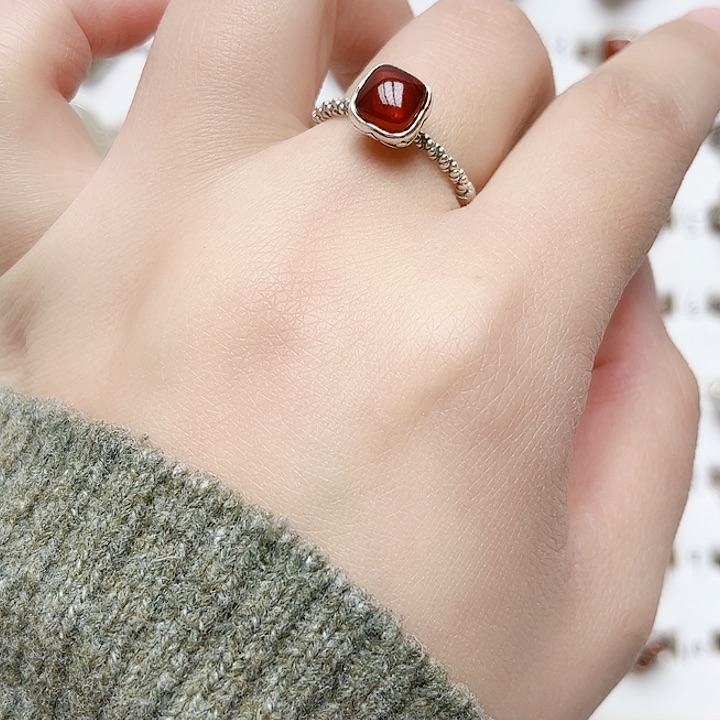 血珀戒指银S925镶嵌天然