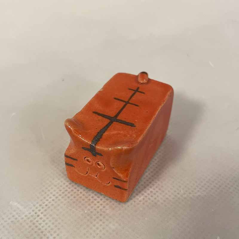 小老虎摆件一个（款式随机发）