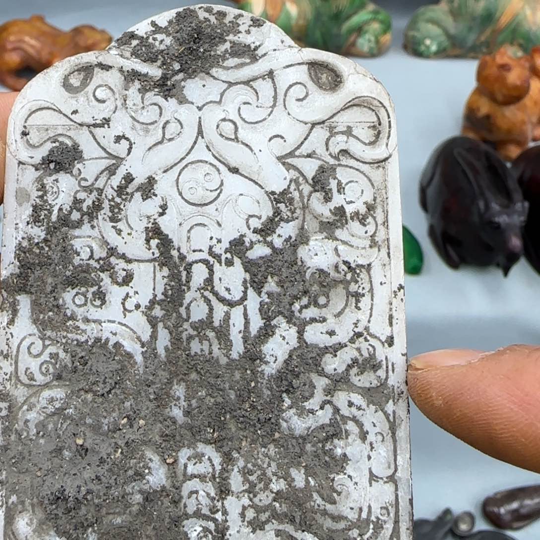 未镶嵌和田玉（糖玉）珠宝奇石