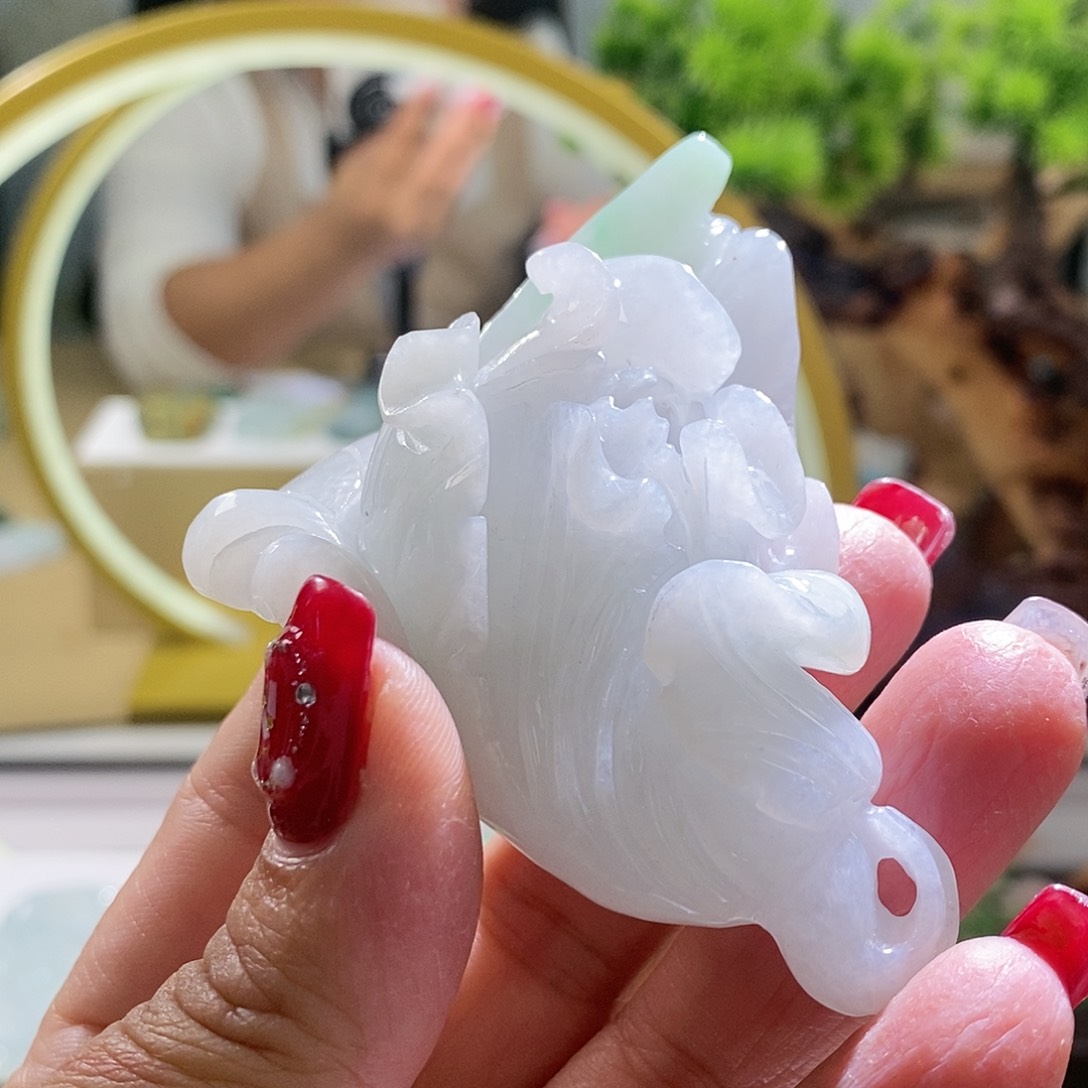 【闪购商品】翡翠颈饰未镶嵌菜