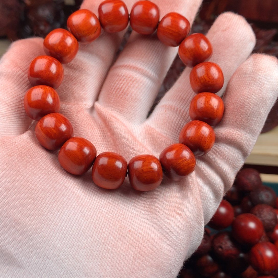 木吉**影13×14老形鸡血红福利