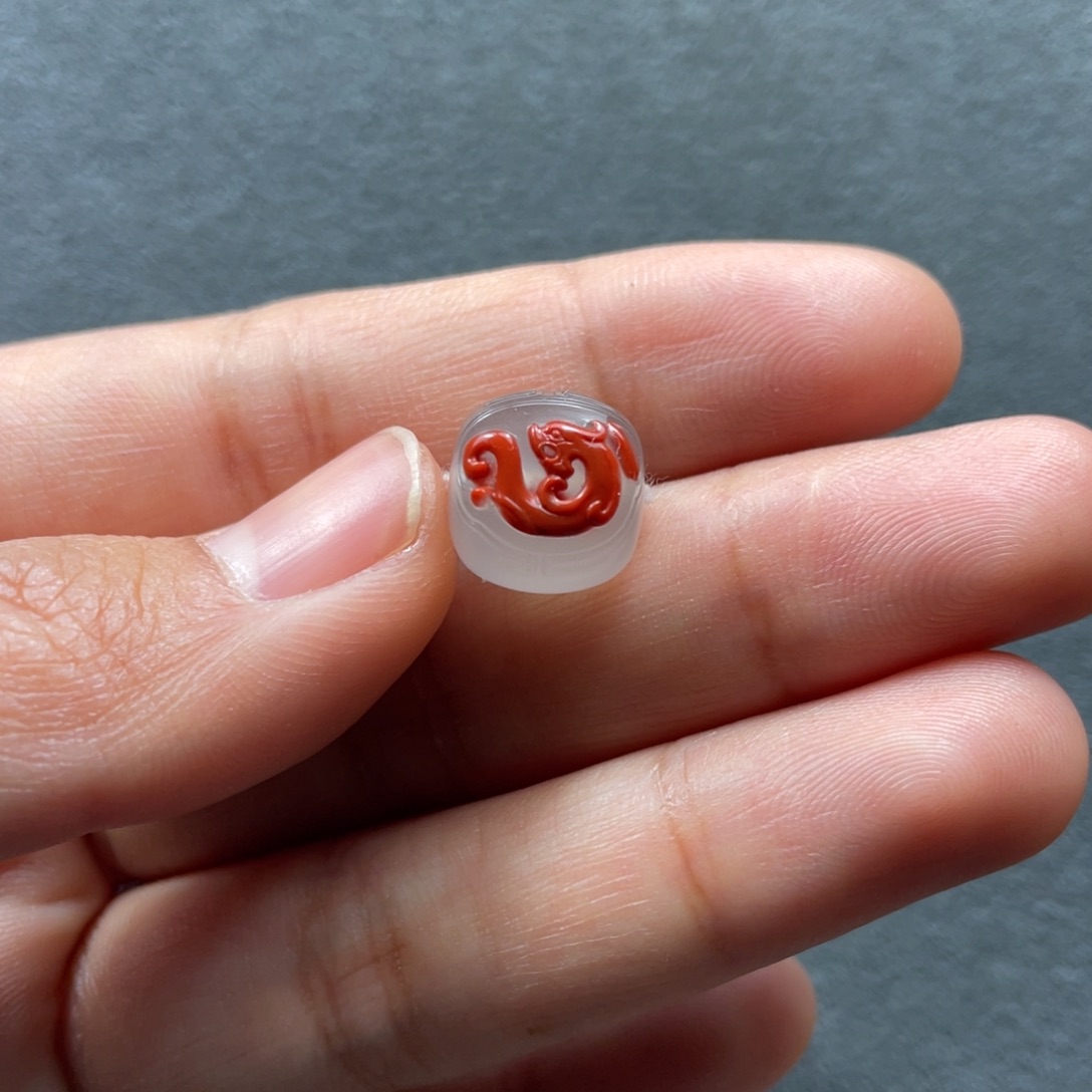 南红玛瑙配饰未镶嵌龙