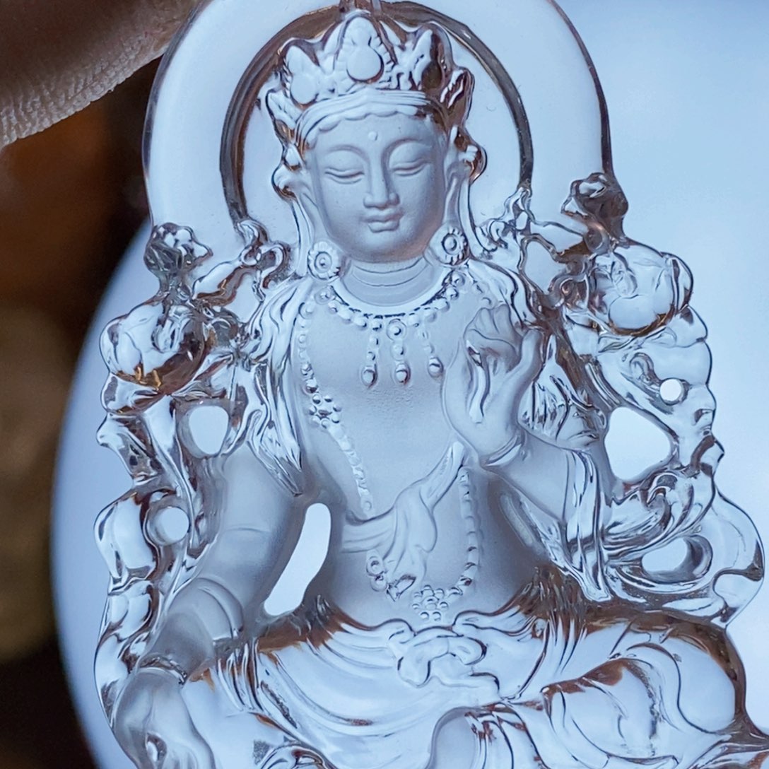 水晶颈饰未镶嵌小**花吊坠