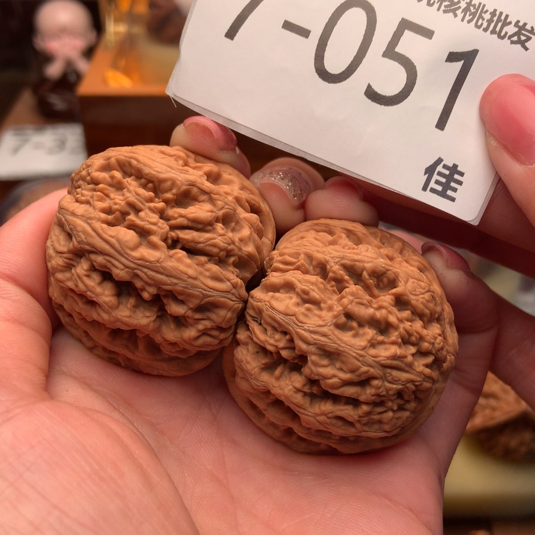 文玩核桃把件42粗筋