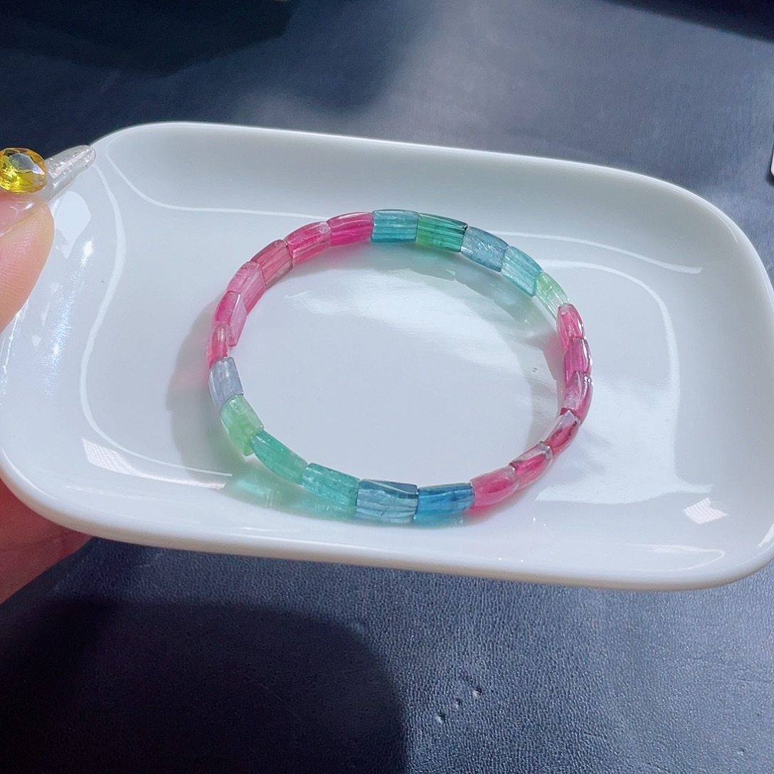 手链碧玺未镶嵌碧玺手链