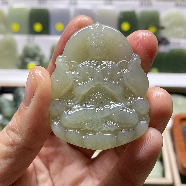 和田玉颈饰未镶嵌