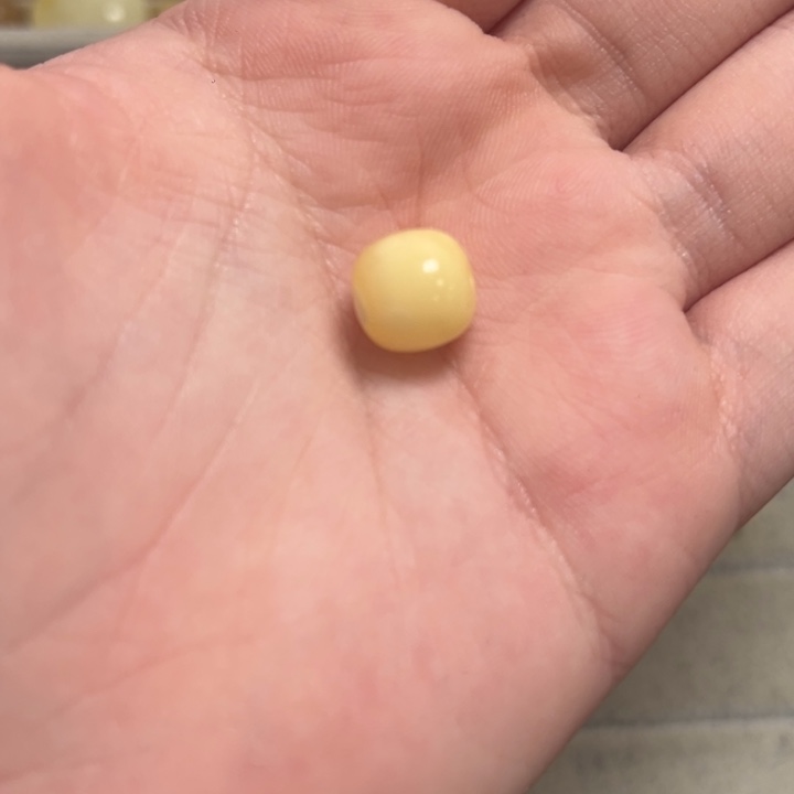 琥珀颈饰未镶嵌天然蜜蜡配件