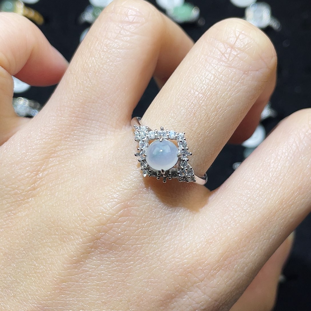 翡翠未镶嵌戒指戒指