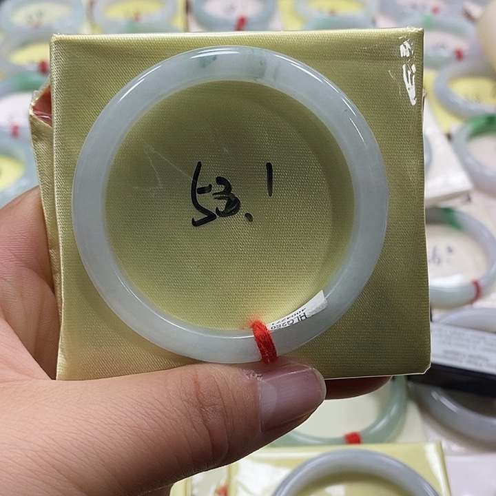 Y***~羽毛非金属L一物一图