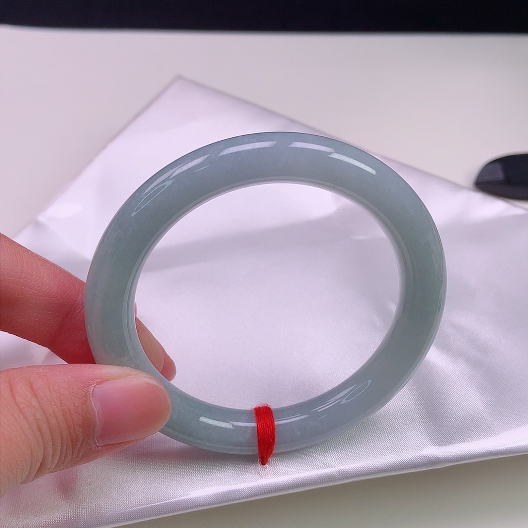 翡翠手镯未镶嵌52圆条