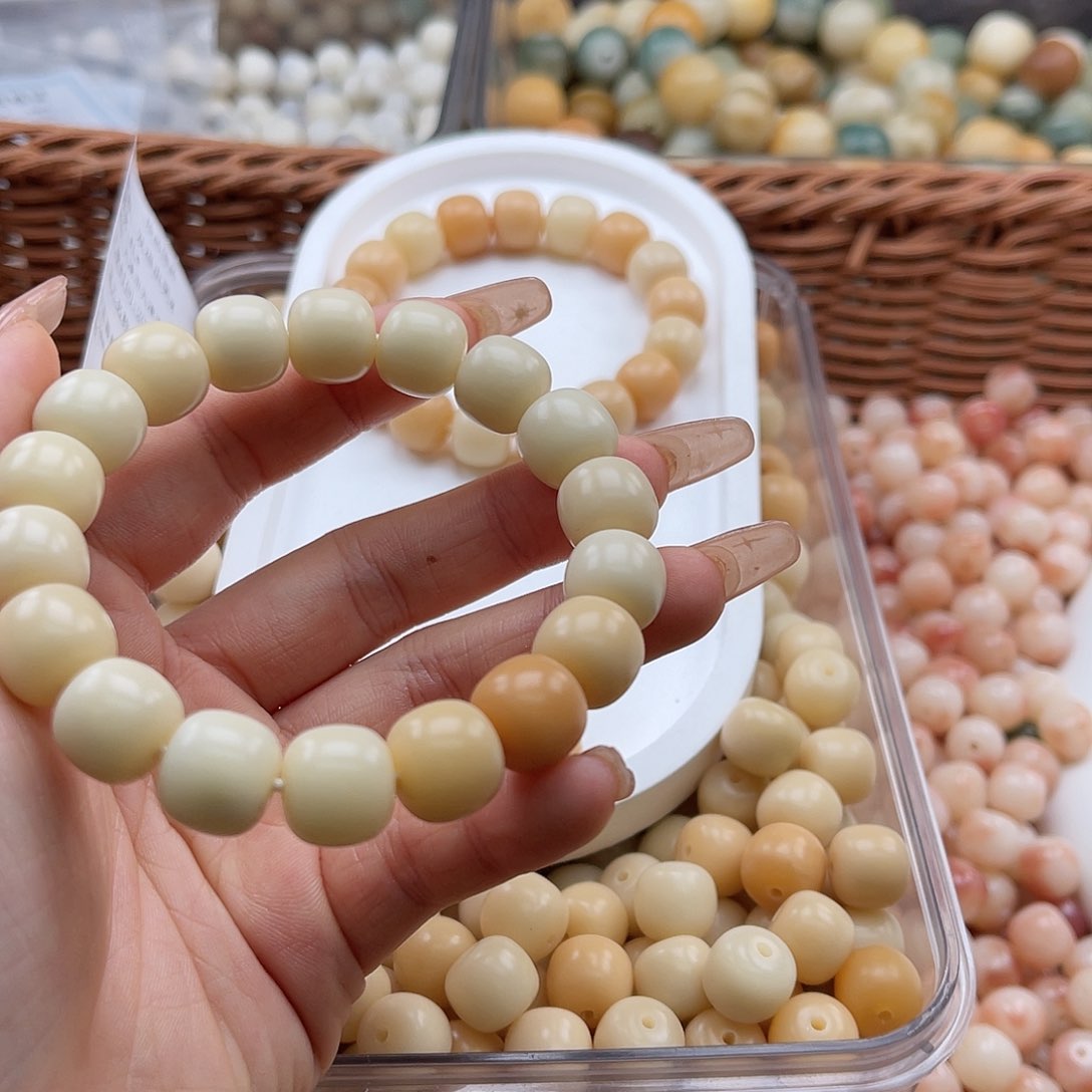 白玉菩提吊坠q12mm/50+10颗